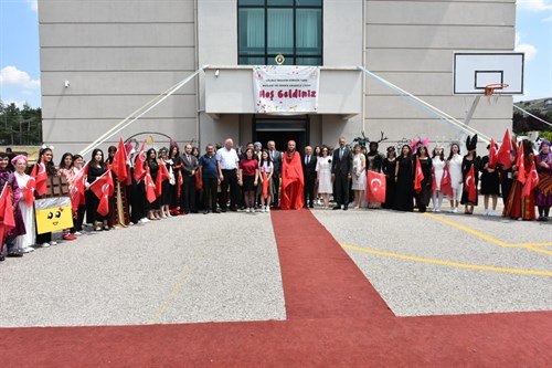 Gülnaz İbrahim Güngör Tara  MTAL Yıl Sonu Defile ve Sergisi